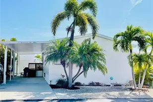 3064 Sloop Ln, Saint James City, FL 33956 - Photo 3