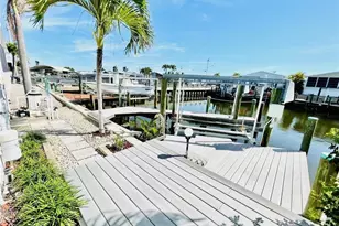 3064 Sloop Ln, Saint James City, FL 33956 - Photo 5
