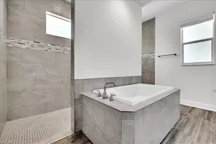 2918 SE 10th Pl, Cape Coral, FL 33904 - Photo 19