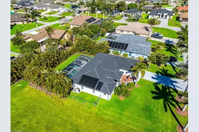 1623 SW 43rd Ln, Cape Coral, FL 33914 - Photo 3
