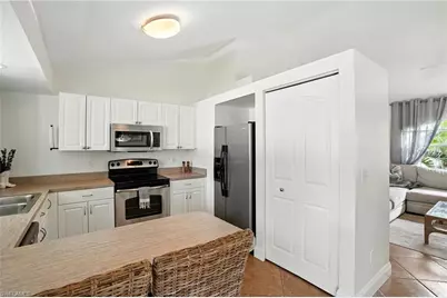 1125 SW 44th Ter, Cape Coral, FL 33914 - Photo 11
