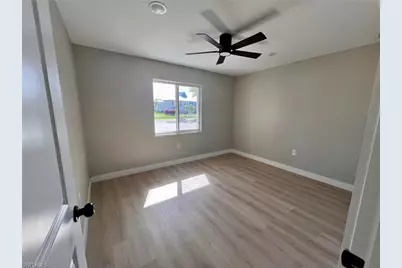 4102 SE 19th Pl #12, Cape Coral, FL 33904 - Photo 3