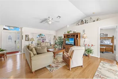 2305 SW 19th Pl, Cape Coral, FL 33991 - Photo 15