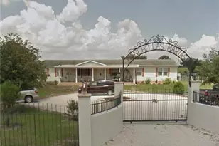 630 N Coral St, Clewiston, FL 33440 - Photo 1