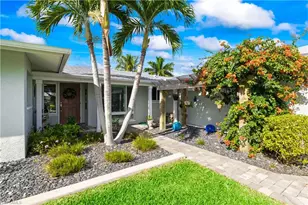 3122 SE 18th Pl, Cape Coral, FL 33904 - Photo 7