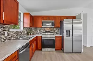 3709 10th St SW, Lehigh Acres, FL 33976 - Photo 9