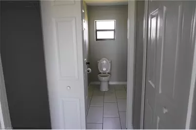 601 NE 11th Ter, Cape Coral, FL 33909 - Photo 19