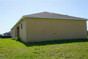 601 NE 11th Terrace, Cape Coral, FL 33909 - Photo 37
