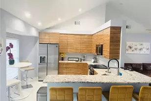 827 SW 24th St, Cape Coral, FL 33991 - Photo 3
