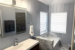827 SW 24th St, Cape Coral, FL 33991 - Photo 15