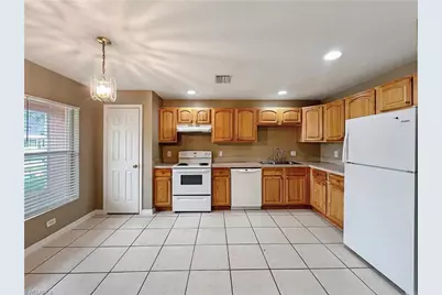 5231 27th St SW, Lehigh Acres, FL 33973 - Photo 9