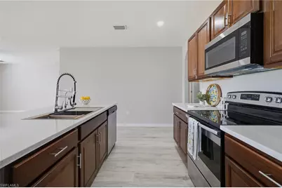 2909 NW 22nd Ave, Cape Coral, FL 33993 - Photo 11