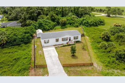 3005 Mignon Cir, Labelle, FL 33935 - Photo 39
