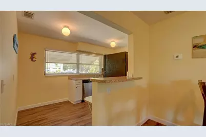5249 Sunnybrook Ct, Cape Coral, FL 33904 - Photo 13