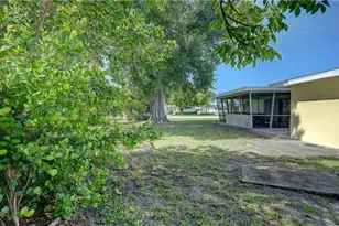 5249 Sunnybrook Ct, Cape Coral, FL 33904 - Photo 33