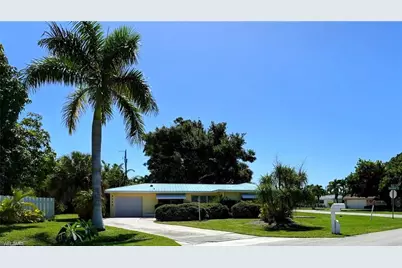 5249 Sunnybrook Ct, Cape Coral, FL 33904 - Photo 3