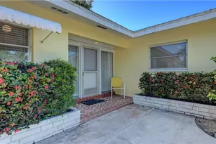 5249 Sunnybrook Ct, Cape Coral, FL 33904 - Photo 5