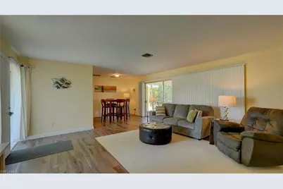 5249 Sunnybrook Ct, Cape Coral, FL 33904 - Photo 7