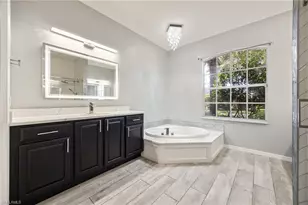 3940 Ruxton Rd, Naples, FL 34116 - Photo 13