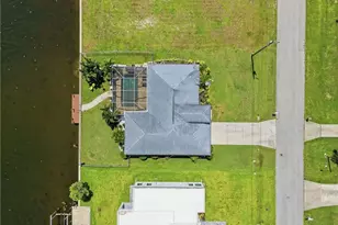 522 SE 4th St, Cape Coral, FL 33990 - Photo 41
