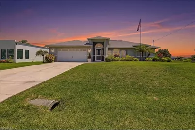 522 SE 4th St, Cape Coral, FL 33990 - Photo 7