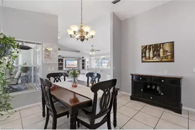 522 SE 4th St, Cape Coral, FL 33990 - Photo 27
