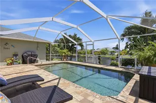 522 SE 4th St, Cape Coral, FL 33990 - Photo 11