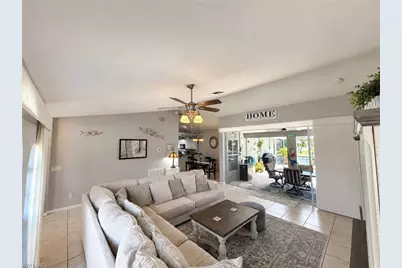 522 SE 4th St, Cape Coral, FL 33990 - Photo 17