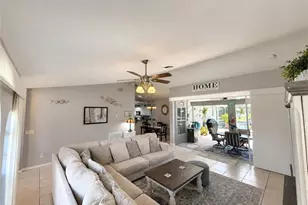 522 SE 4th St, Cape Coral, FL 33990 - Photo 17
