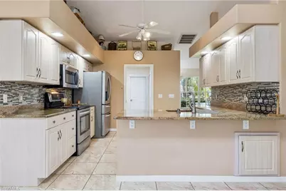 1132 SE 32nd Ter, Cape Coral, FL 33904 - Photo 17