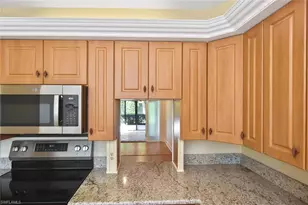 4295 Island Cir, Fort Myers, FL 33919 - Photo 23