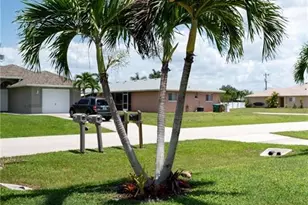 4530 SW 7th Pl, Cape Coral, FL 33914 - Photo 5