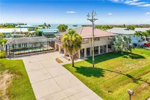 2272 York Rd, Saint James City, FL 33956 - Photo 9