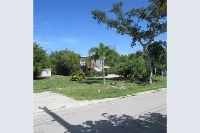 16121 Tortuga St, Bokeelia, FL 33922 - Photo 3