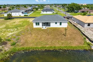 1718 NE 13th Pl, Cape Coral, FL 33909 - Photo 29