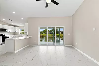 1718 NE 13th Pl, Cape Coral, FL 33909 - Photo 9