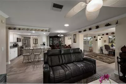 5560 Westwind Ln, Fort Myers, FL 33919 - Photo 9