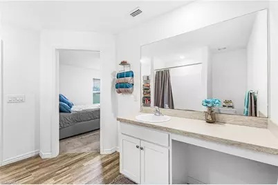 127 NW 10th Ter, Cape Coral, FL 33993 - Photo 17
