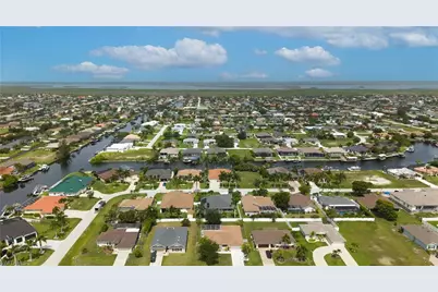 3418 Oasis Blvd, Cape Coral, FL 33914 - Photo 31