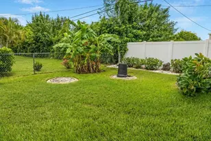 1220 SE 22nd St, Cape Coral, FL 33990 - Photo 7