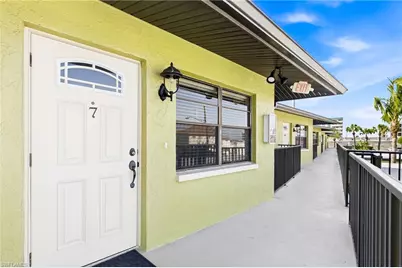 4711 SE 5th Ave #7, Cape Coral, FL 33904 - Photo 9