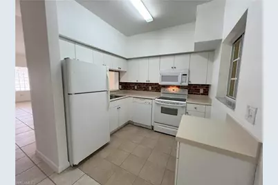 8407 Bernwood Cove Loop #508, Fort Myers, FL 33966 - Photo 9