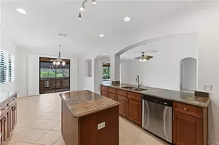 12382 Country Day Cir, Fort Myers, FL 33913 - Photo 15