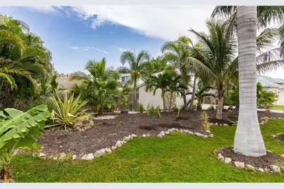 529 Coral Dr, Cape Coral, FL 33904 - Photo 31