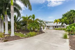 529 Coral Dr, Cape Coral, FL 33904 - Photo 3