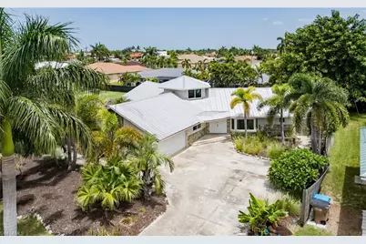 529 Coral Dr, Cape Coral, FL 33904 - Photo 1