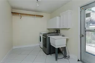 529 Coral Dr, Cape Coral, FL 33904 - Photo 25