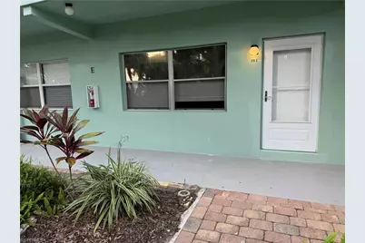 3225 E Riverside Dr #54E, Fort Myers, FL 33916 - Photo 1