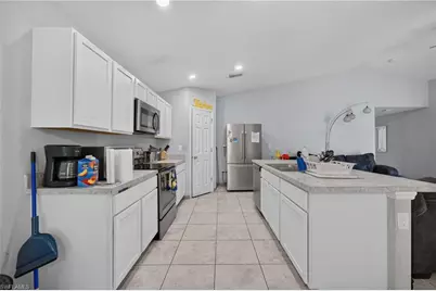 1139 NW 14th Ter, Cape Coral, FL 33993 - Photo 7