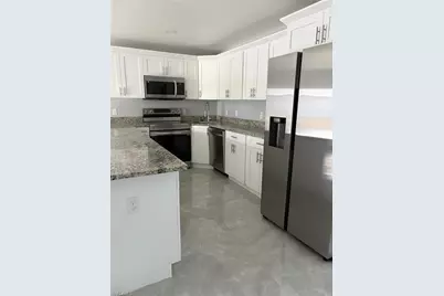 4727 21st St SW, Lehigh Acres, FL 33973 - Photo 3